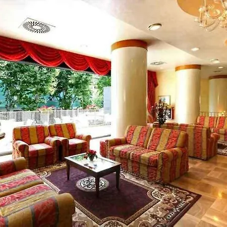 Ξενοδοχείο Metropolitan 3*